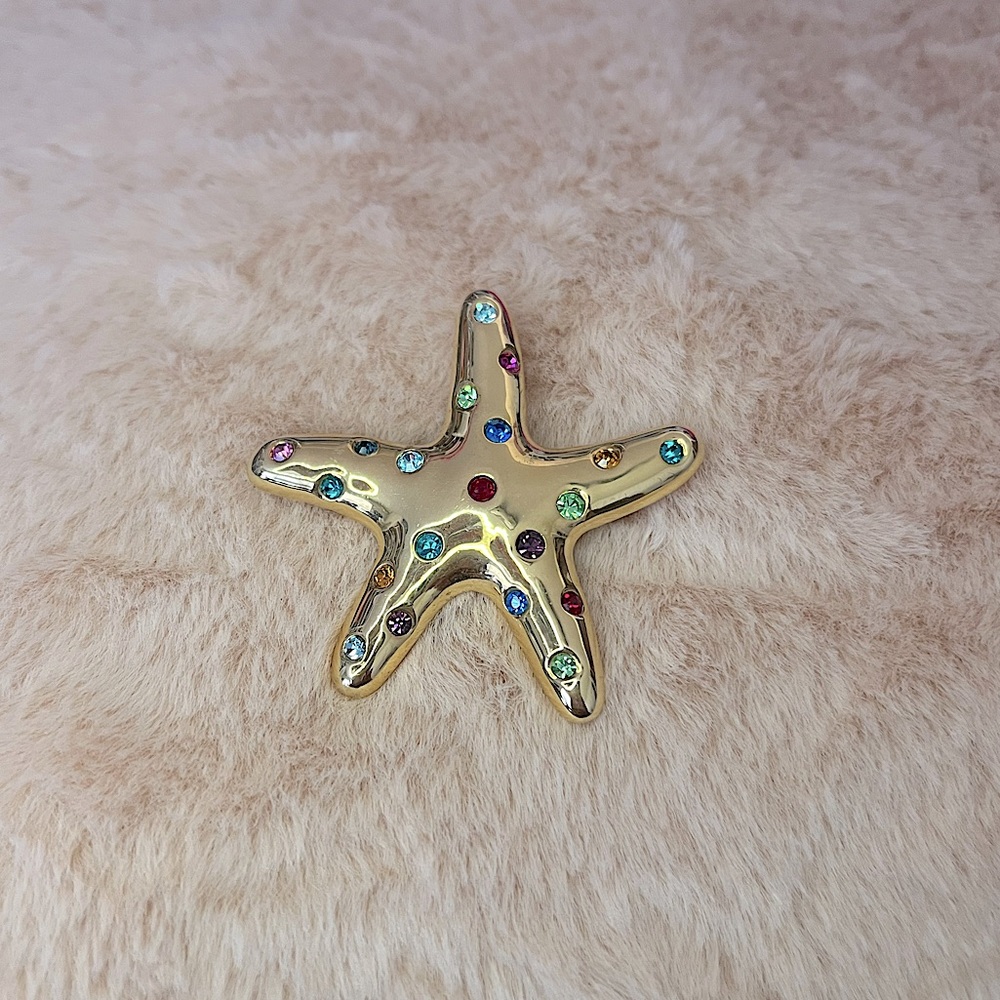 🌷2/$10🌷Gold starfish brooch